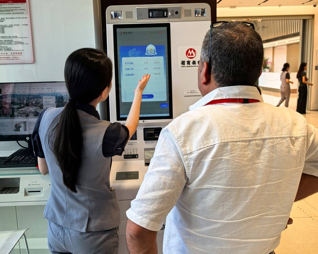 最新医保卡提取现金方法自助提款机方法分析(最方便真实的安宁医疗保障卡怎么提取现金方法)